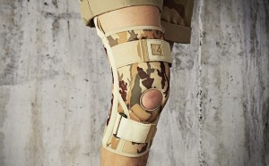 Orteza stawu kolanowego z fiszbinami bocznymi 4ARMY-SK-04 - REH4MAT