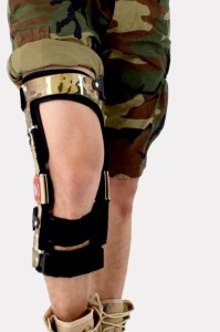 Militarna bioniczna orteza kolana RAPTOR BIONIC 4ARMY - REH4MAT