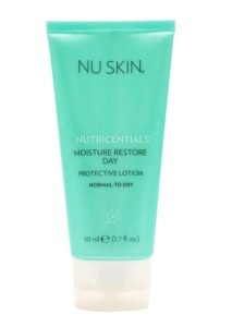 Moisture Restore Day SPF 15 – normale bis trockene Haut - NU SKIN