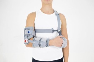 Orteza kończyny górnej z ujęciem dłoni AM-KG-AM/1RE - 4MEDIC